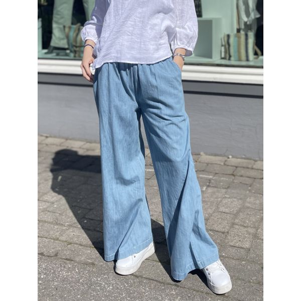 Lulu Wide Pant
