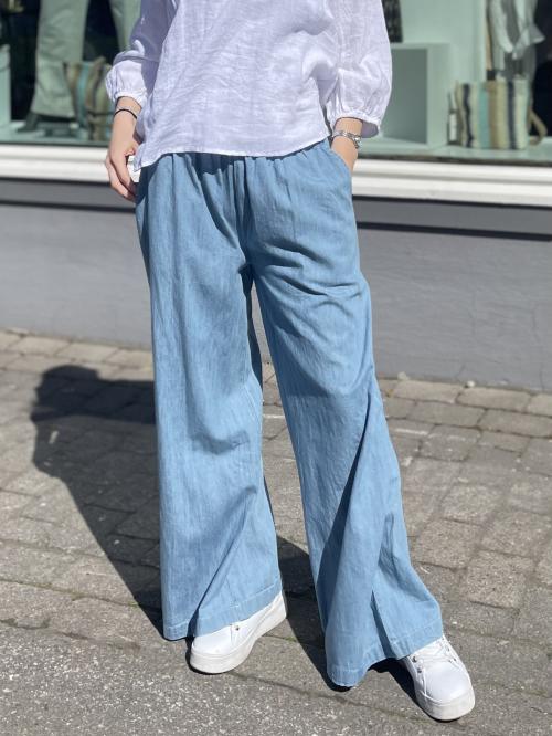 Lulu Wide Pant