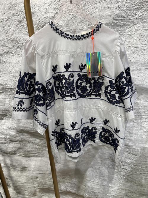Annimi Blouse