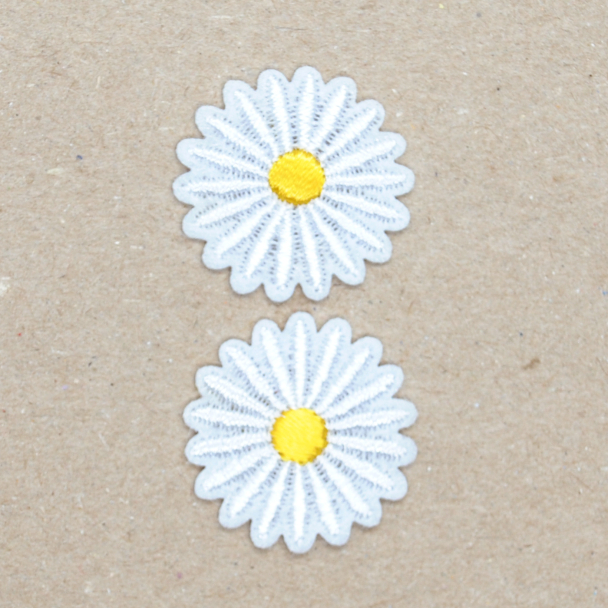 Strykelapp - Hvite margeritter