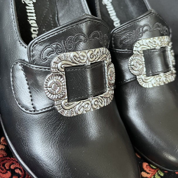 Synnøve bunadsko - Image 2