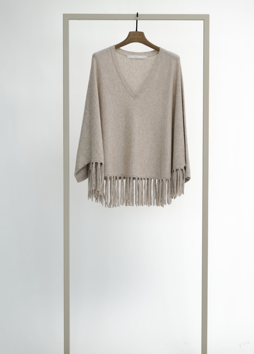 Starlight Poncho Sweater           |                 Starlight Poncho Sweater fra Herzen's Angelegenheit