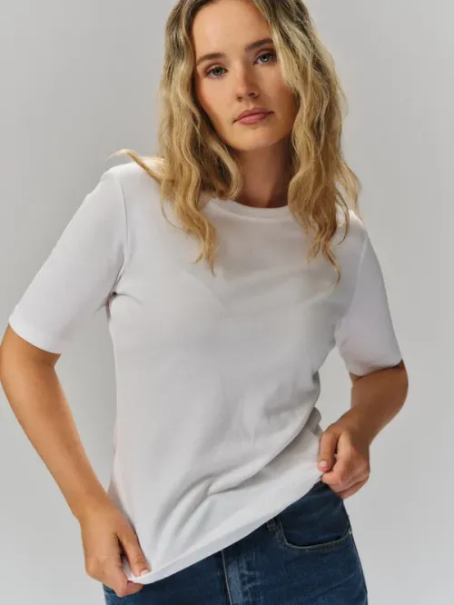 Karina Tee White