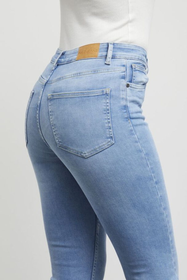 Becca UHW Jeans Bootcut Lys Blå - Image 3