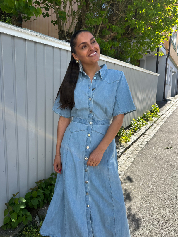 Sauda Dress - Light Blue Washed - Image 4