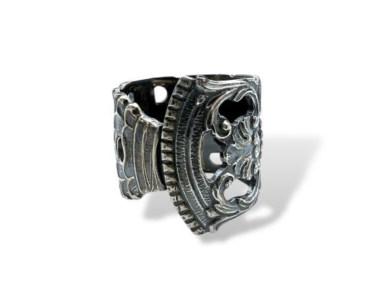 Oksidert sølvbestikk ring