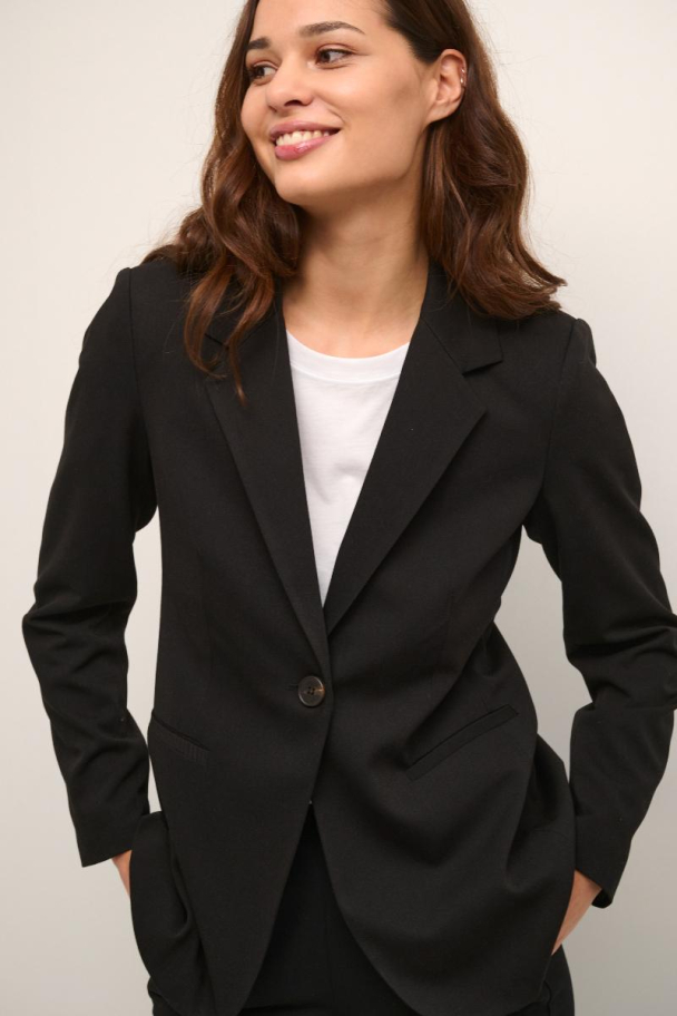 KAsakura Blazer - Image 1