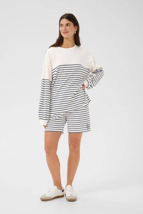 CRSin Shorts