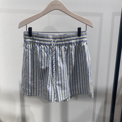 Serifa Shorts
