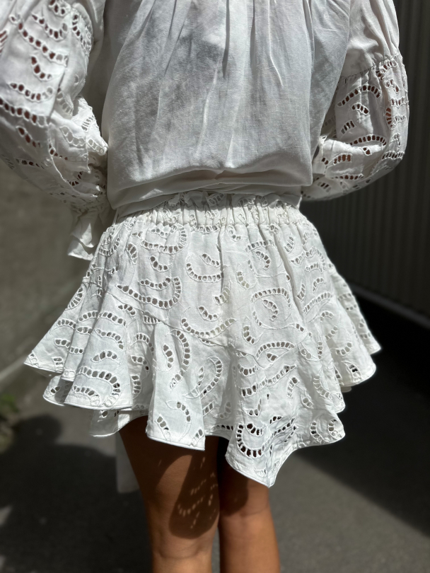 Coco Skirt Shorts - White - Image 3