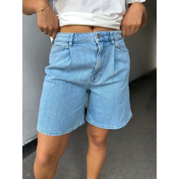 Anya Denim Shorts - Light Blue Denim 