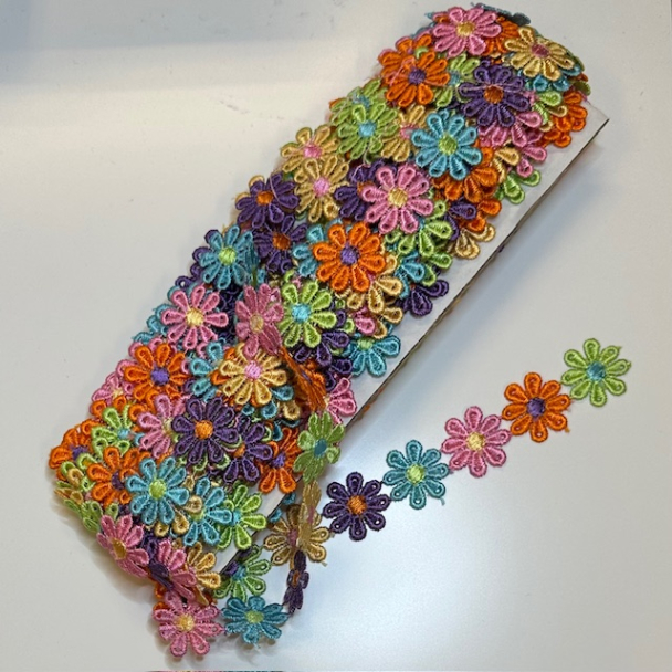 Figur skåret bånd m/blomster - Image 2