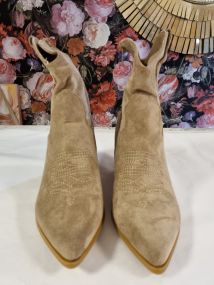 Sina Boots