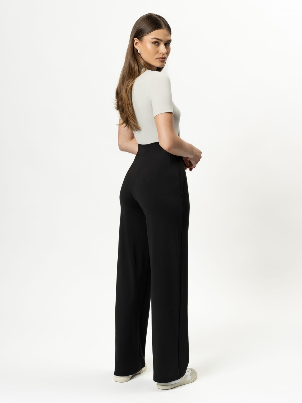 Asana Relaxed Straight Pant Black - Image 2