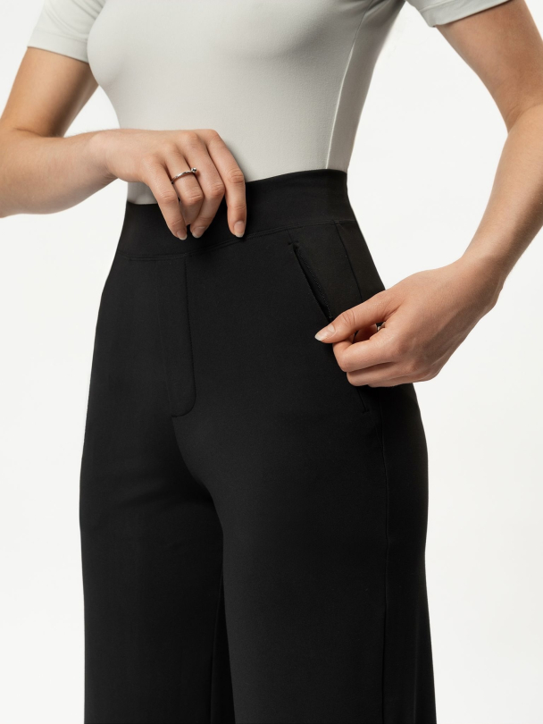 Asana Relaxed Straight Pant Black - Image 5