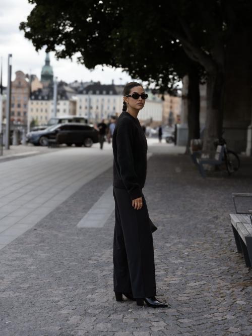 Asana Relaxed Straight Pant Black