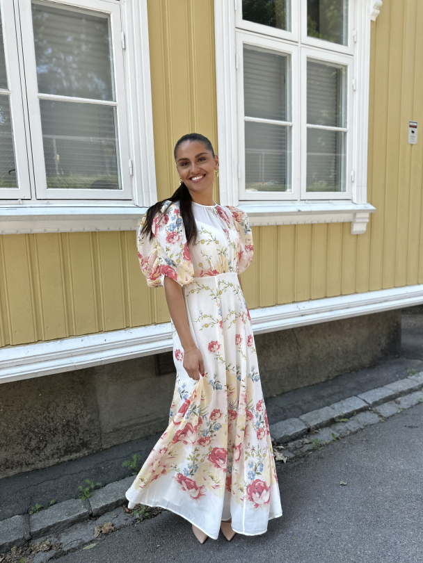 Chiffon Maxi Dress - Roaslie  - Image 3