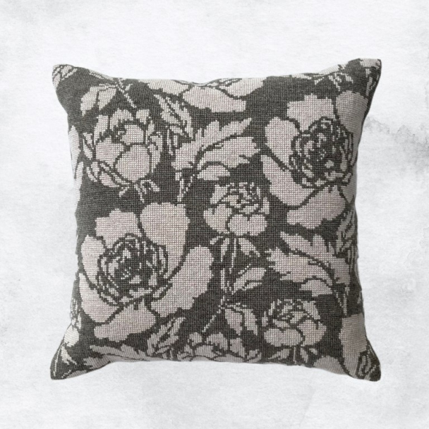 Baldyre materialpakke pute - Hvide roser