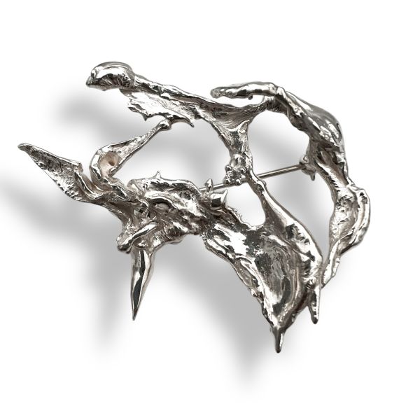 UT AV VANN - Brosje m. diamant
