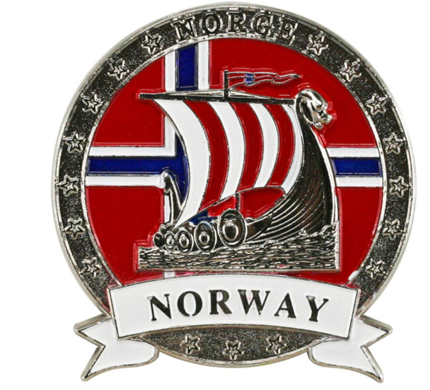Magnet i metall med sølv vikingskip og Norway