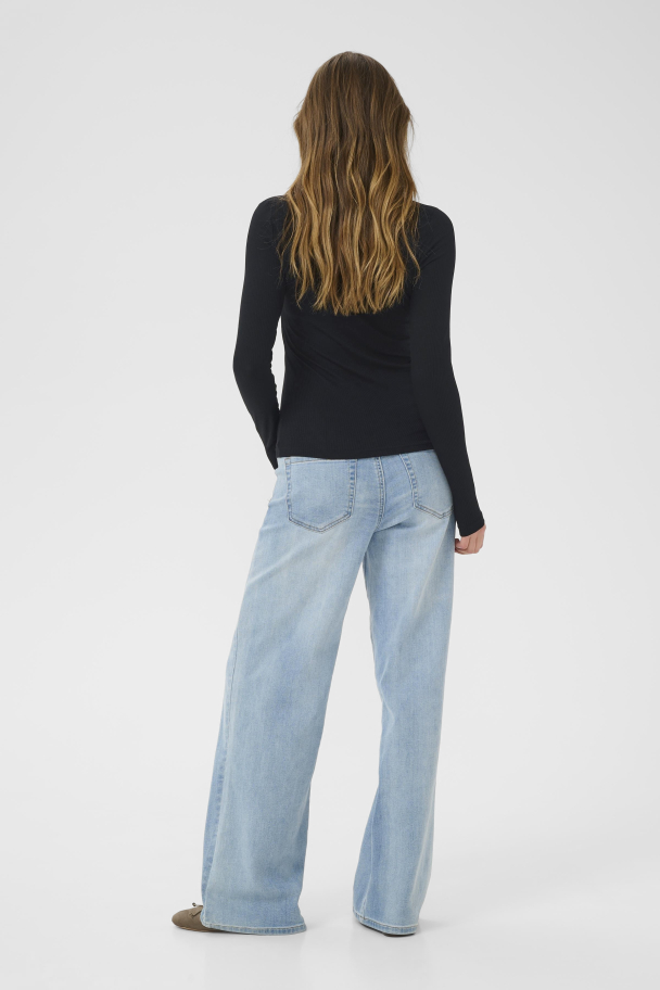 KAomi U-neck Topp Svart - Image 3