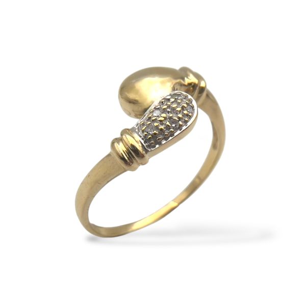 Klosterfoss Vintage - Gult gullring med 5 diamanter 585