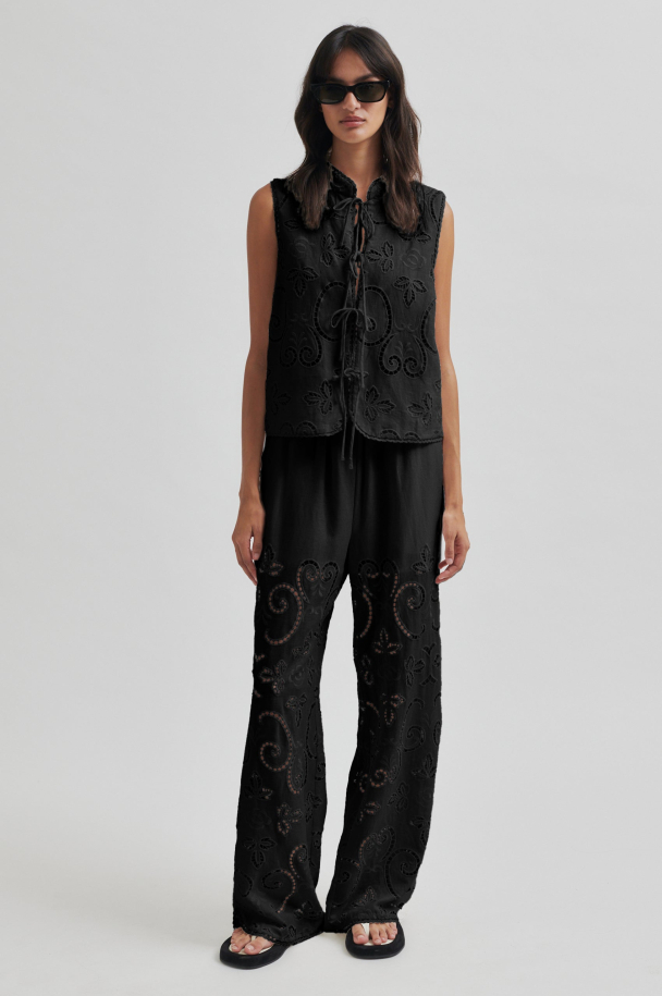 Vilma Trousers - Black - Image 3