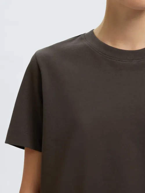 Essential Boxy Tee Brown
