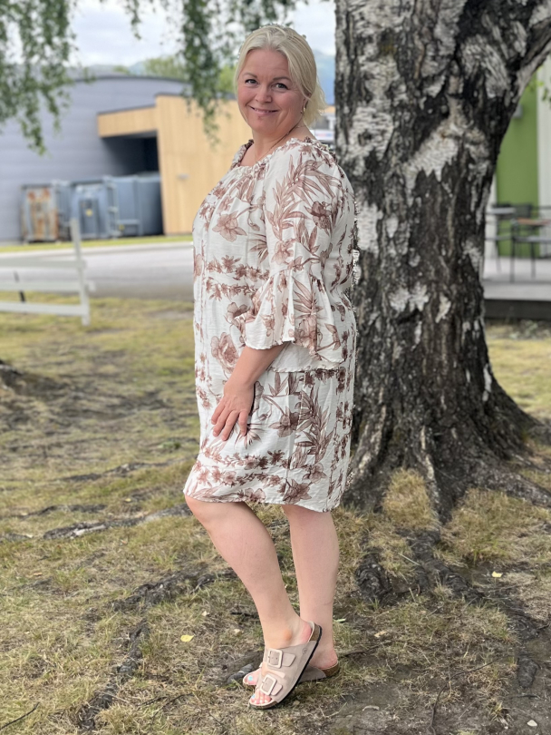 Moondust Lina Rose kjole - Image 2