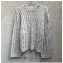 Cobra sweater