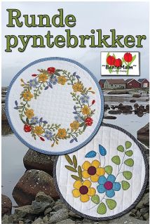 Bente Malm- Runde pyntebrikker