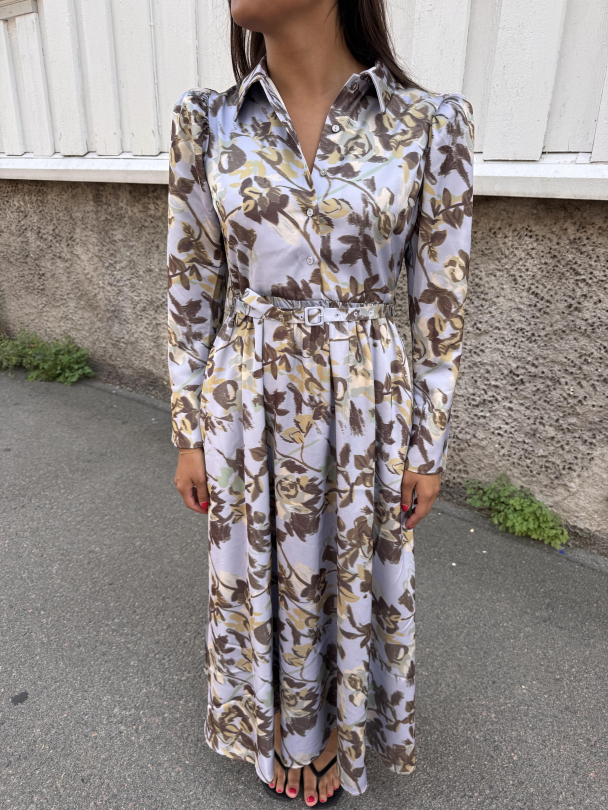 Tailored Satin Shirt Dress - Wallpaper - Image 1