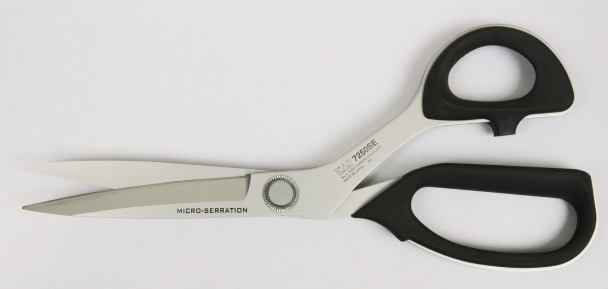 KAI PROF.SAKS N7250-SE. 10?/25 CM