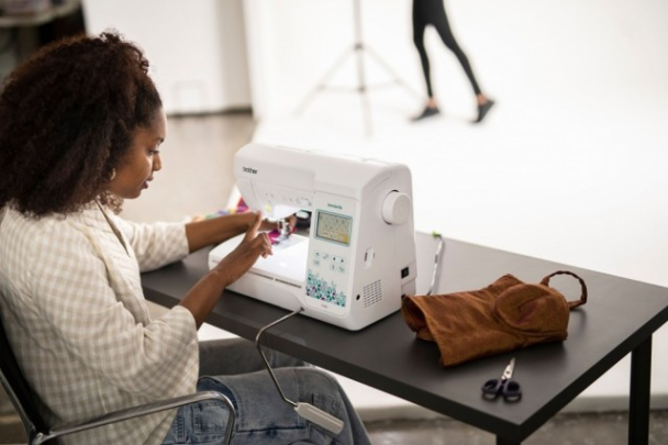 Innov-is F560 symaskin - Image 7