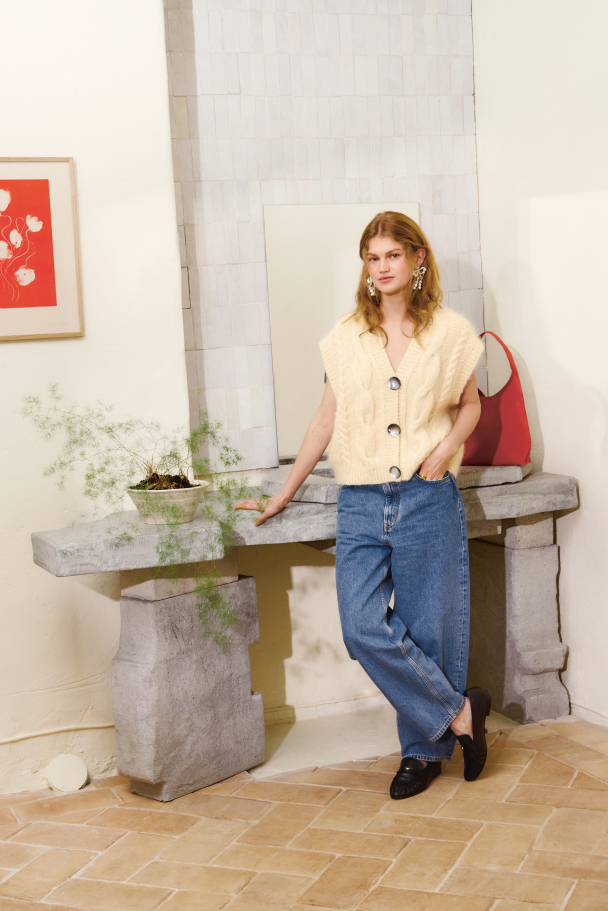 2502 - 5 - Harper Vest - Image 1