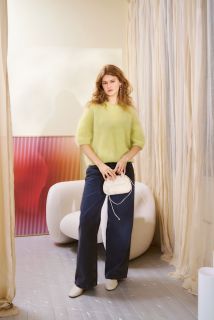 2502 - 6 - Ivy Tee