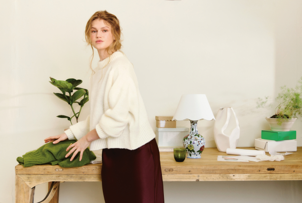 2502 - 10 - Wendy Sweater Chynky Edition - Image 2