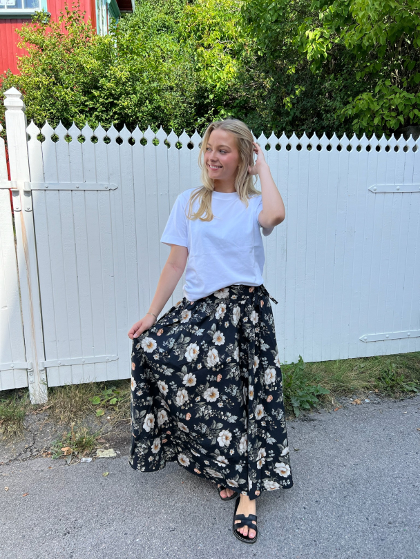 Astrid Skirt Antique - Black Poplin - Image 1