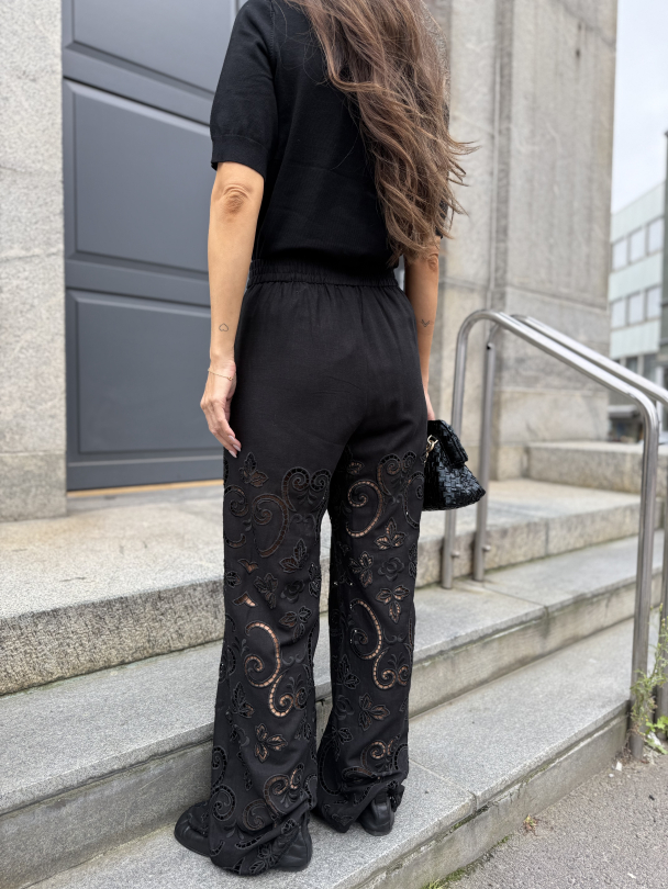 Vilma Trousers - Black - Image 5