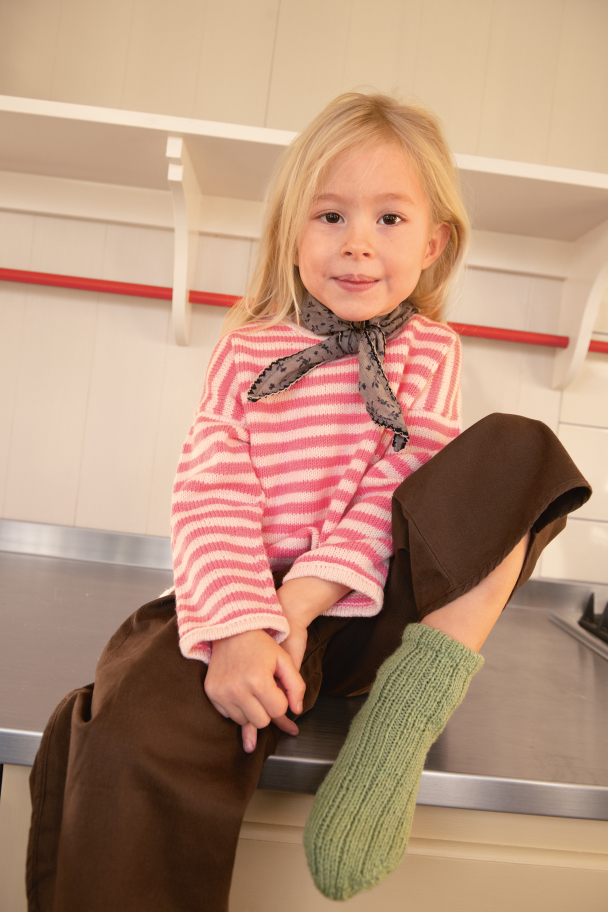 2501 - 2 - Pascal Sweater Junior - Image 2