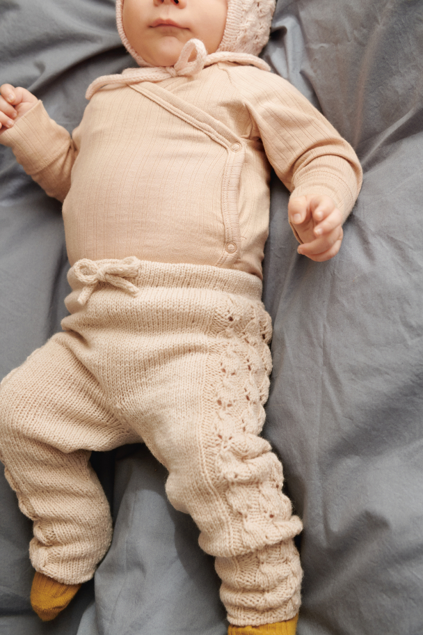 2413 - 2 - Lilja Cardigan, Diaper Pants, Tights & Bonnet Baby - Image 5