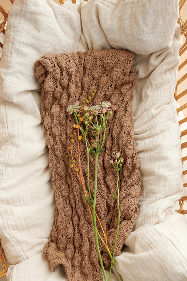 2413 - 3 - Lilja Babyblanket - Image 3