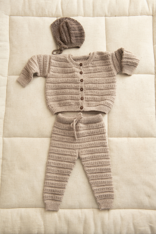 2413 - 4 - Fillip Cardigan, Pants & Bonnet Baby - Image 6