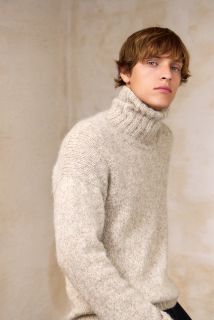 2412 - 2 - Dave Sweater Man