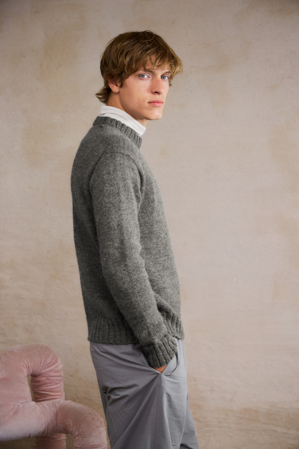 2412 - 5 - Brendan Sweater Man - Image 4