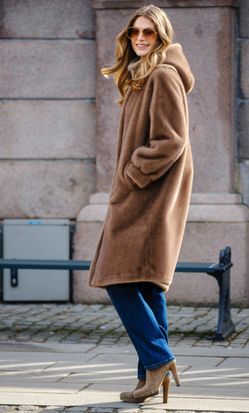 Pleasure coat