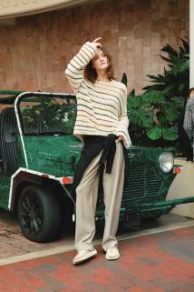 2404 - 10  - Sebrina Sweater