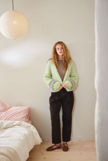 2402 -  2 - Facile Cardigan