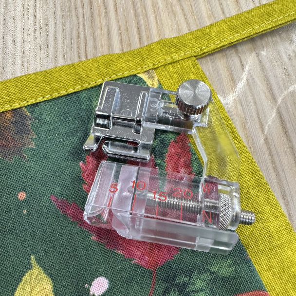 Justerbar bånd påsyingsfot F071 - Image 1