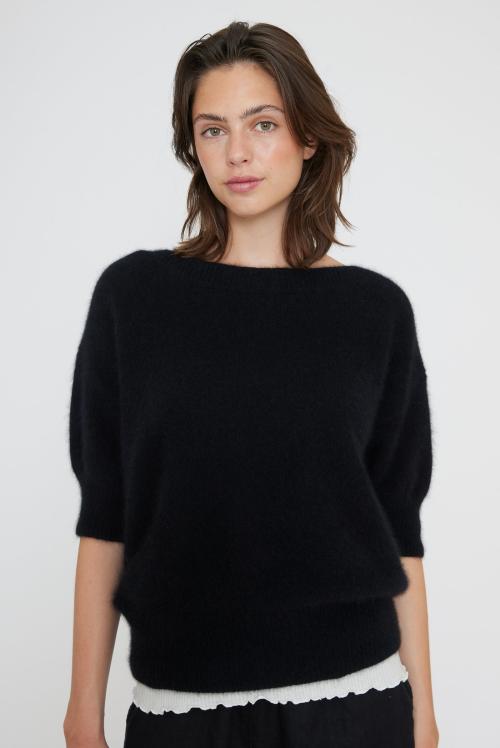 MOI KNIT